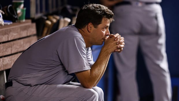 dodgers-rich-hill-pulled-perfect-game-marlins.jpg